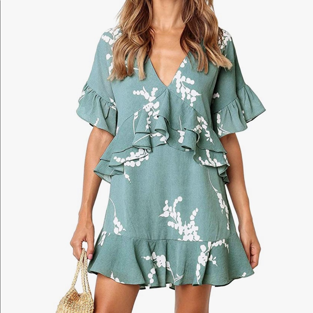 Dress with pockets